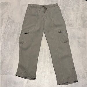 Bella Dahl pants  cargo pants flowy draping  sage green elastic/drawstring waist